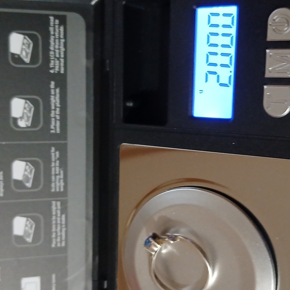 Silver 7 1/4 Opal Ring - Picture 4 of 6